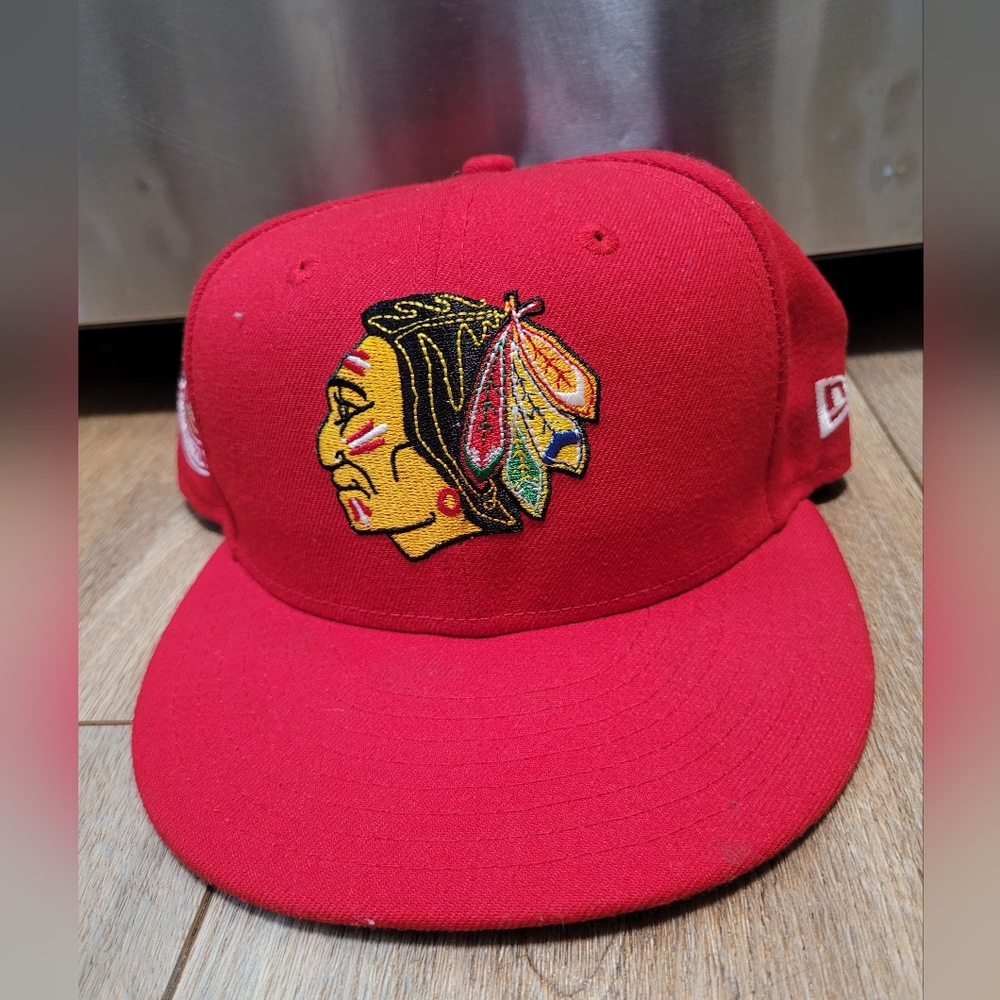 Chicago Blackhawks Snap back Hat Cap Vintage New Era / Inaugural Season Patch